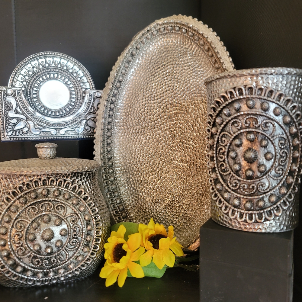 NEW! Nicole Miller Silver Textured Resin Decorative Bathroom Accessories & MORE!